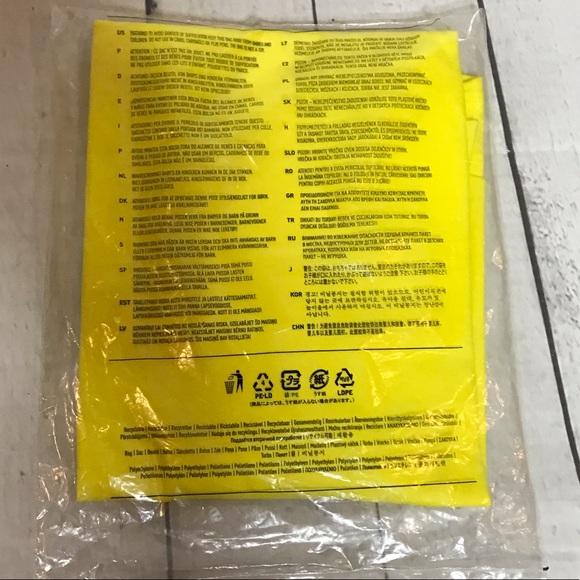 Supreme Luden’s Tee - Picture 2 of 4